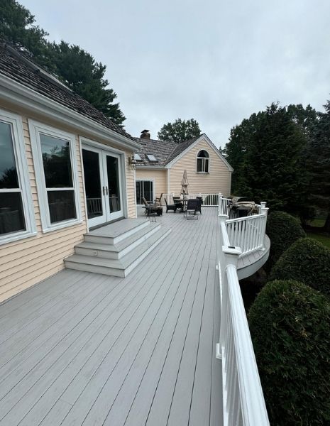 Deck (11)