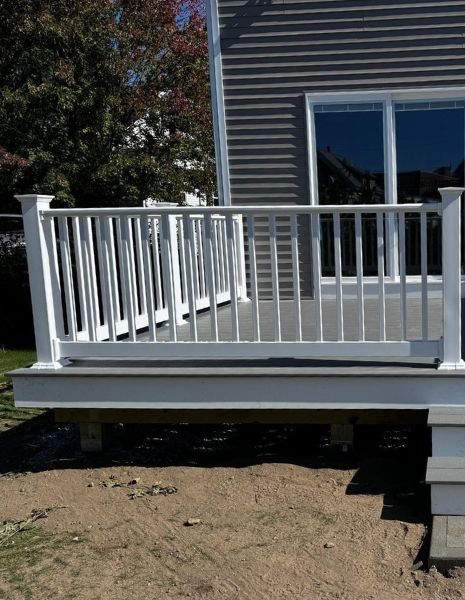Deck (4)